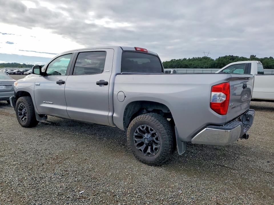 2015 Toyota Tundra SR5