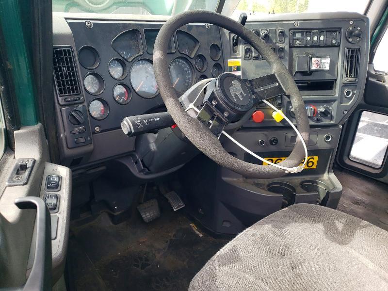 2017 Mack Cxu612 Semi Truck