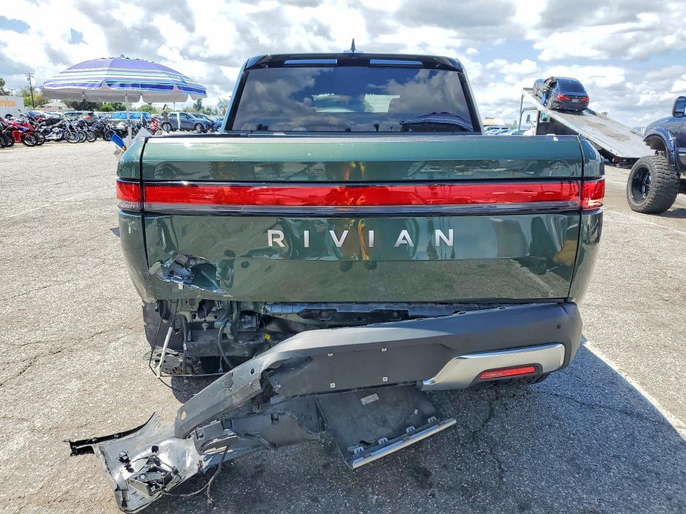 2023 Rivian R1T Adventure