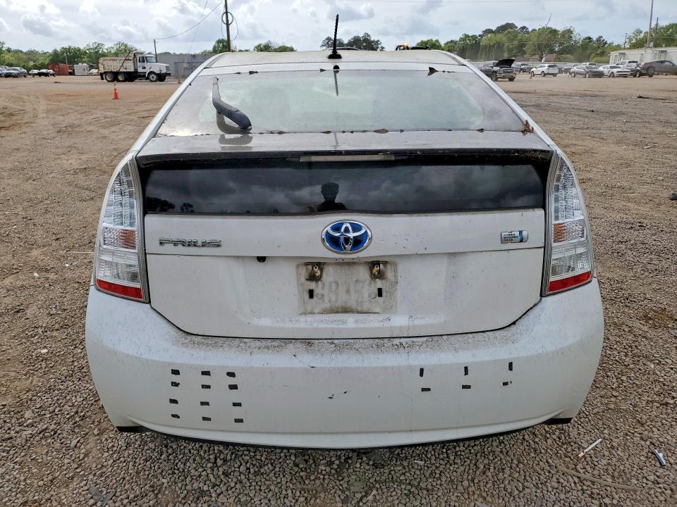 2010 Toyota Prius ii