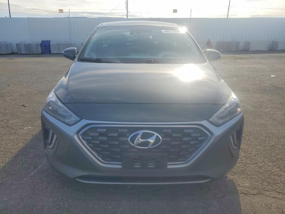 2020 Hyundai Ioniq Hybrid se