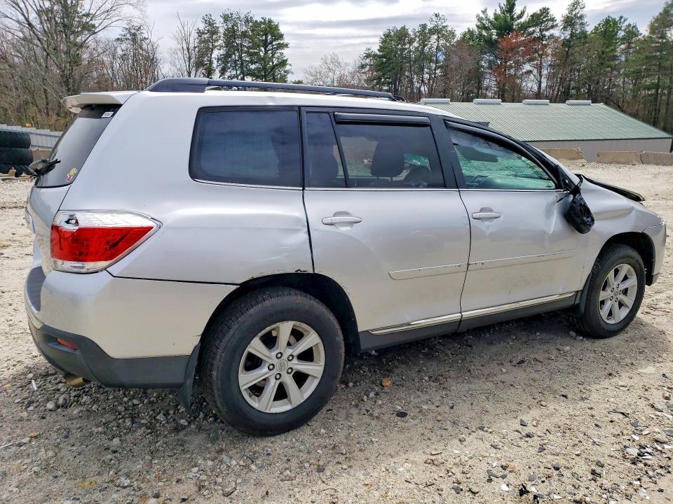 2013 Toyota Highlander se