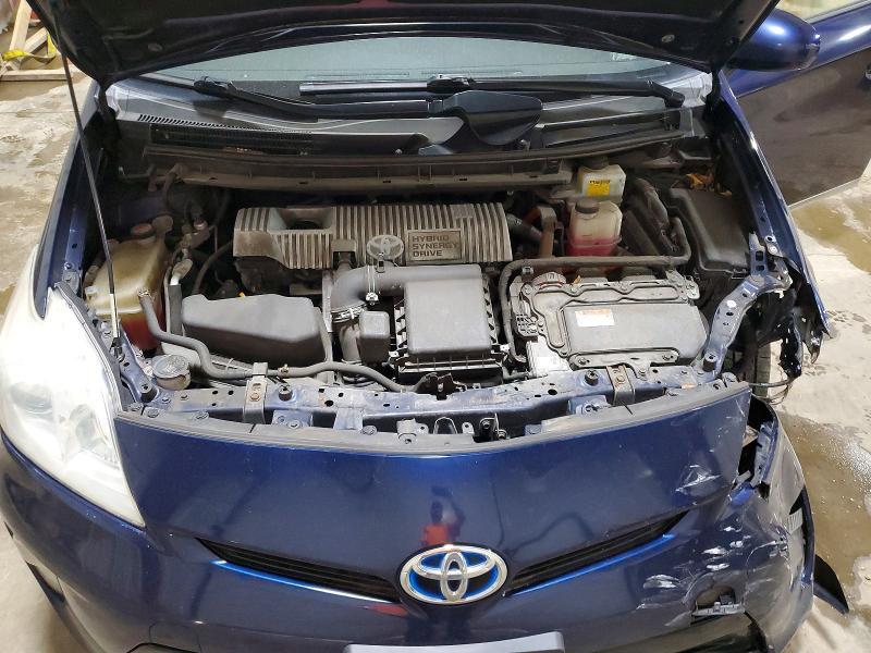 2015 Toyota Prius two