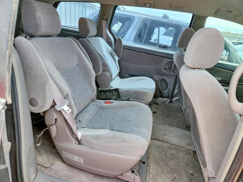 2005 Toyota Sienna ce