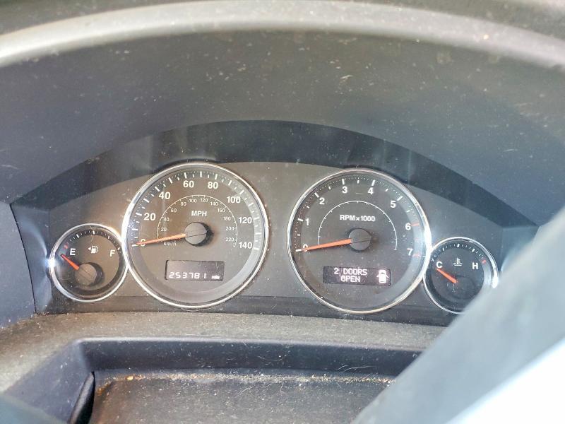 2010 Jeep Commander Sport