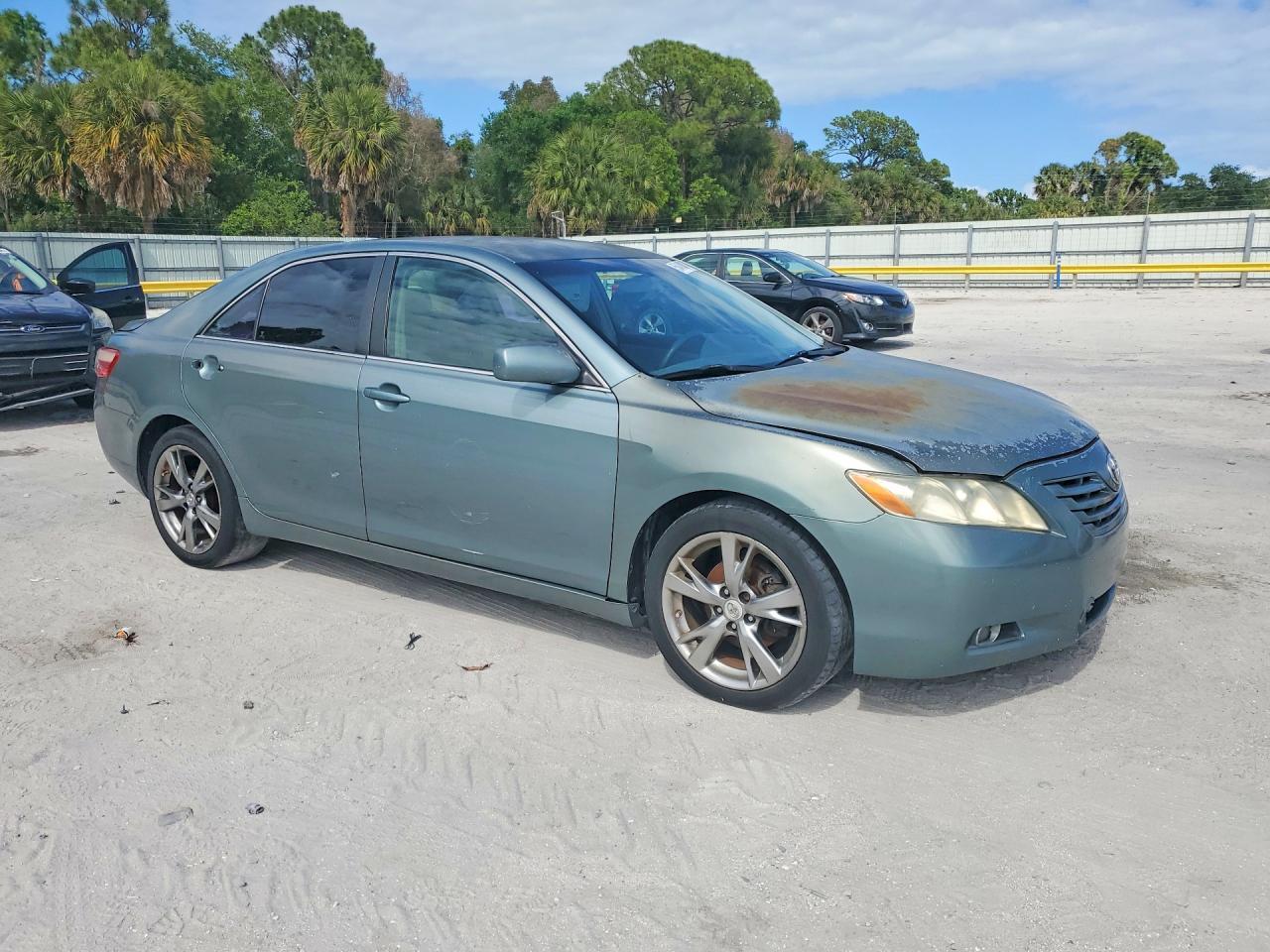 2007 Toyota Camry le