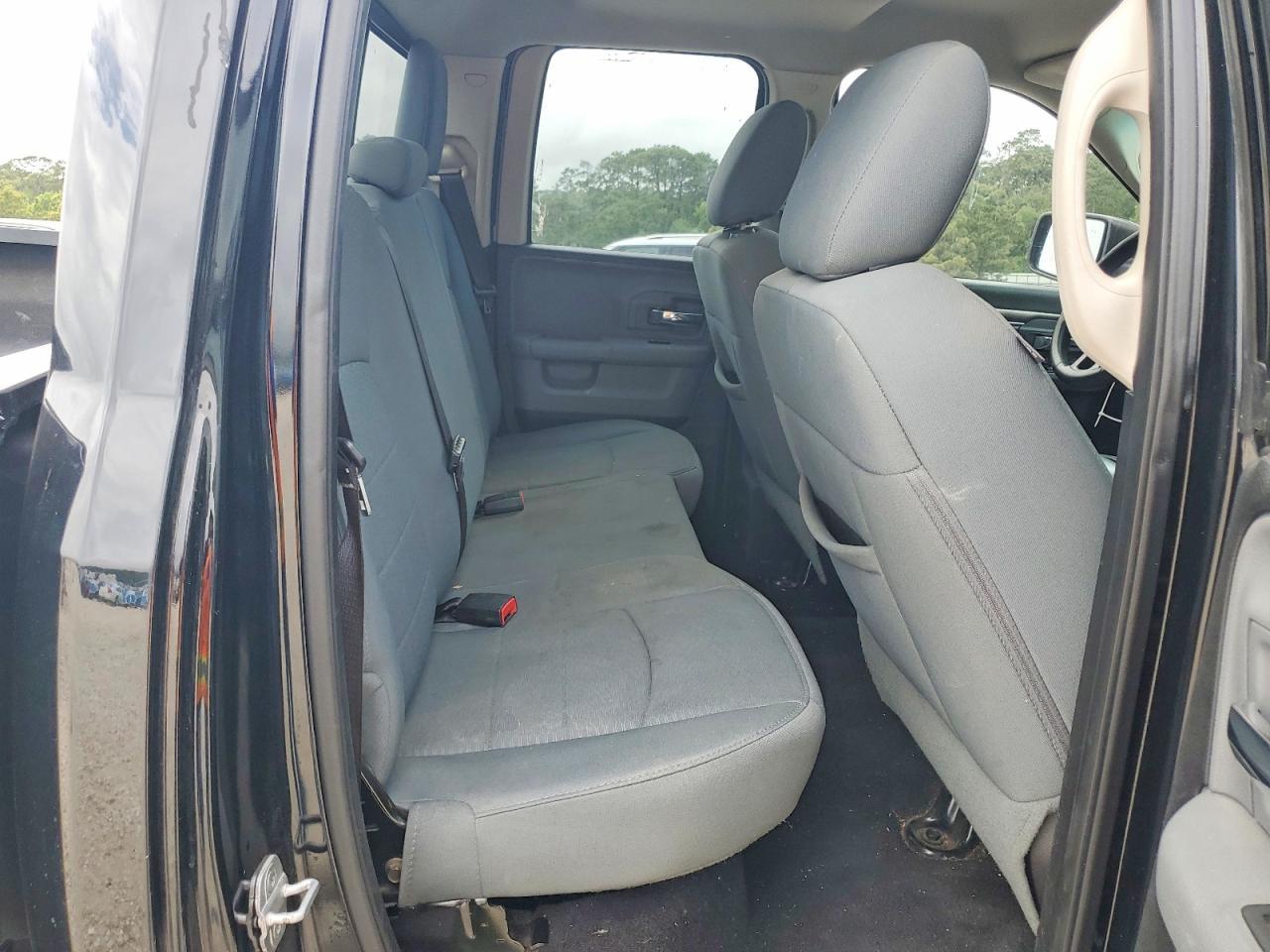 2013 Dodge RAM 1500 SLT