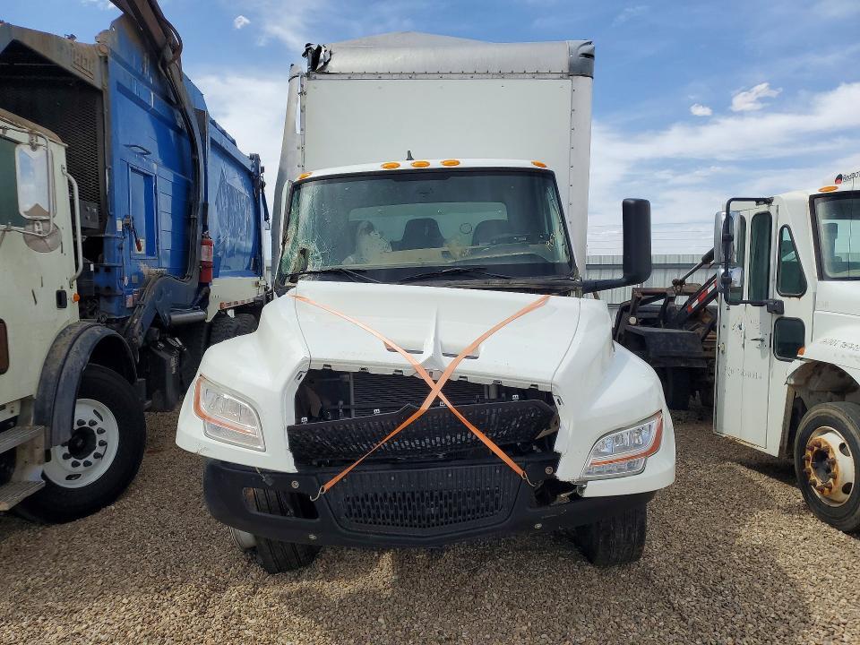 2023 International MV607 BOX Truck