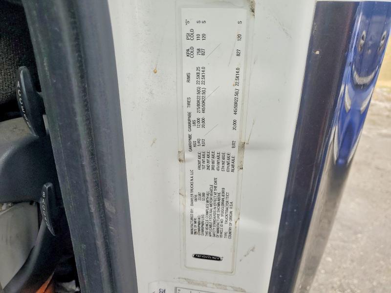 2017 Freigliner 2017 Freightliner Cascadia 125 Semi Truck