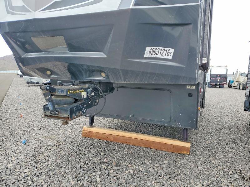 2014 Keystone 2014 Dutchmen Voltage Camper
