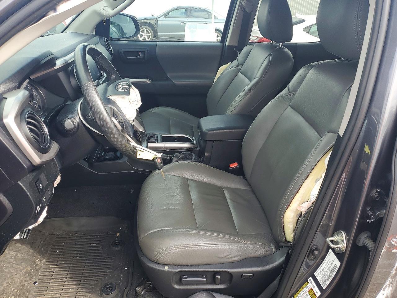 2020 Toyota Tacoma SR5 V6