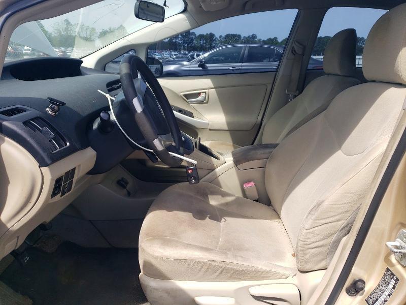 2010 Toyota Prius ii