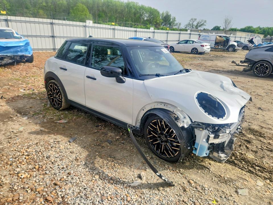 2026 Mini Cooper s