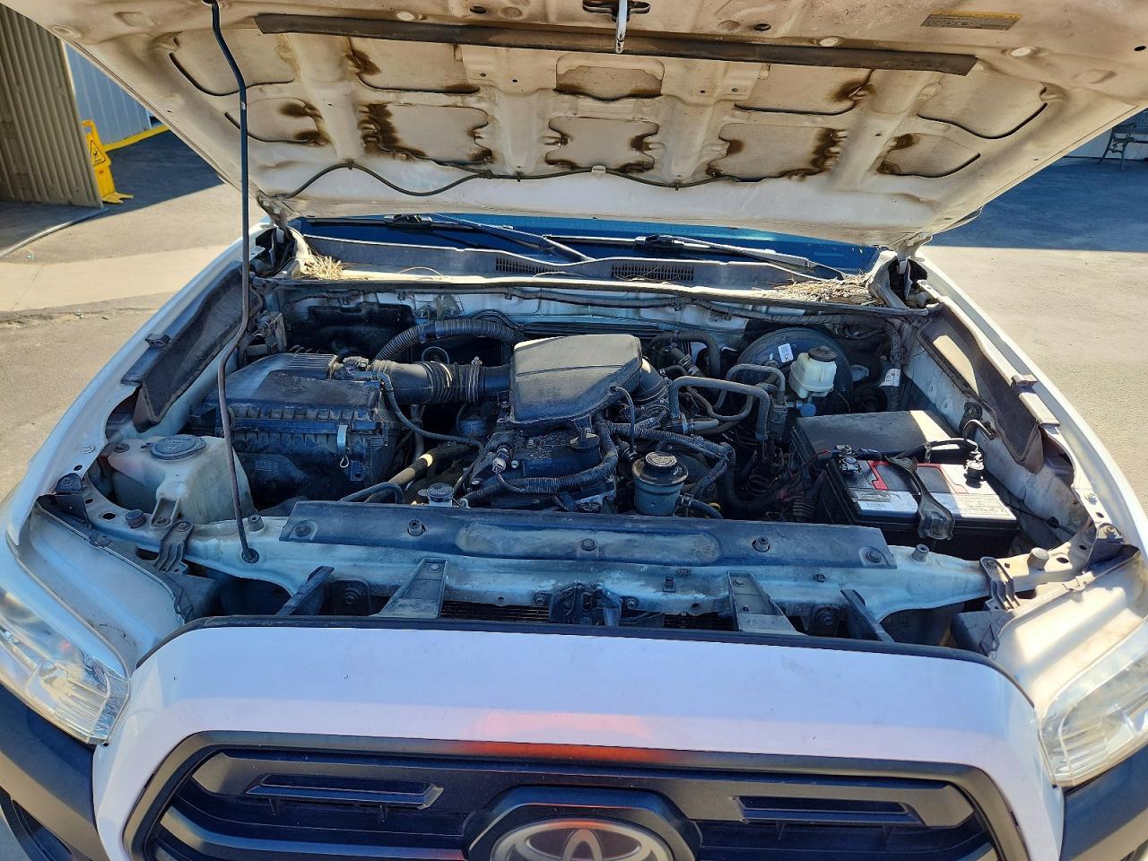2018 Toyota Tacoma SR