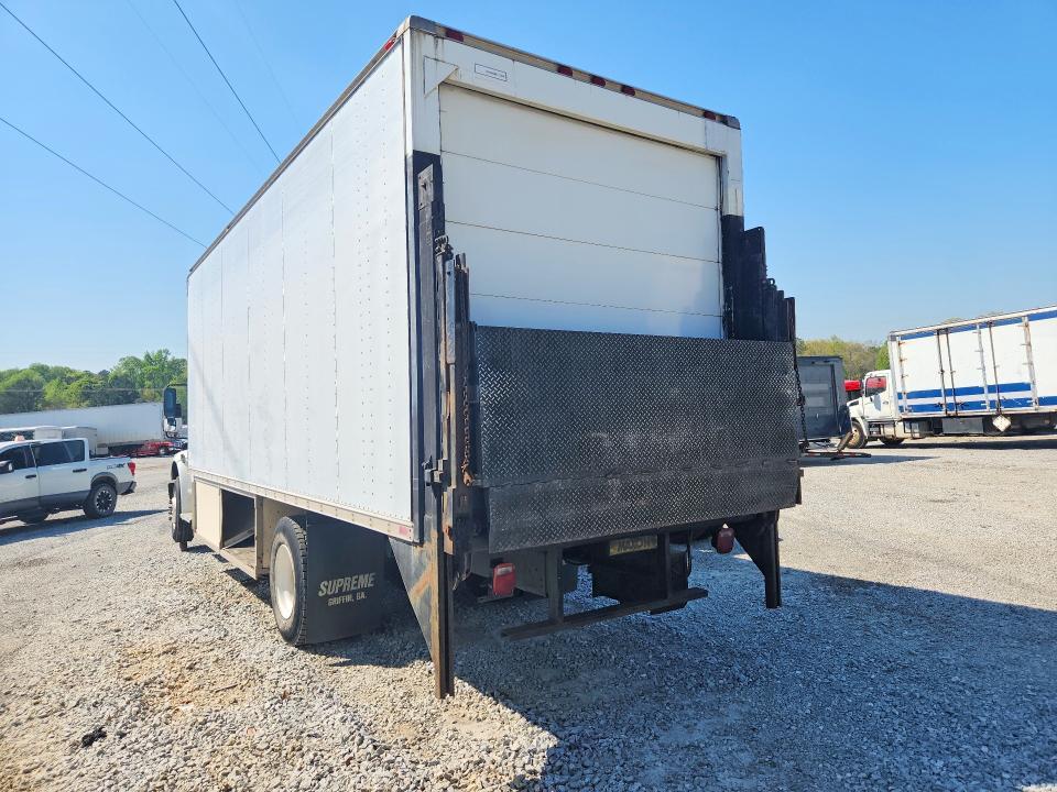 2004 Freightliner Business Class M2 Refrigerated box Truck