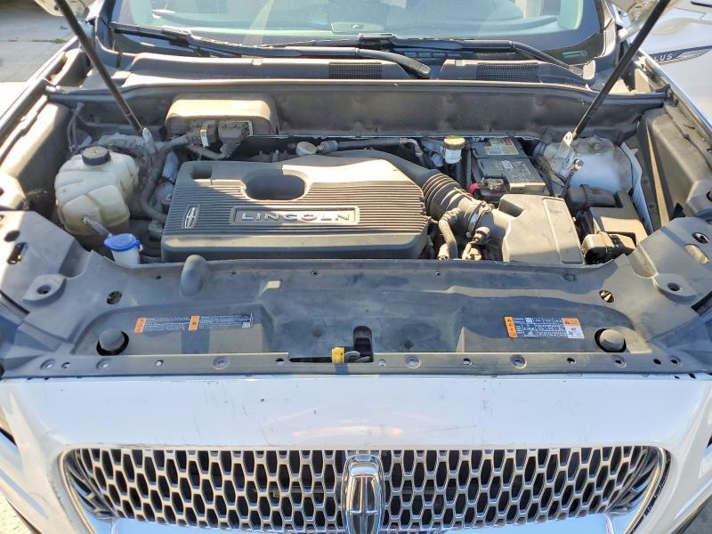 2019 Lincoln Nautilus Select