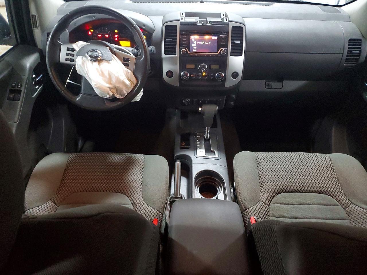 2016 Nissan Frontier SV V6
