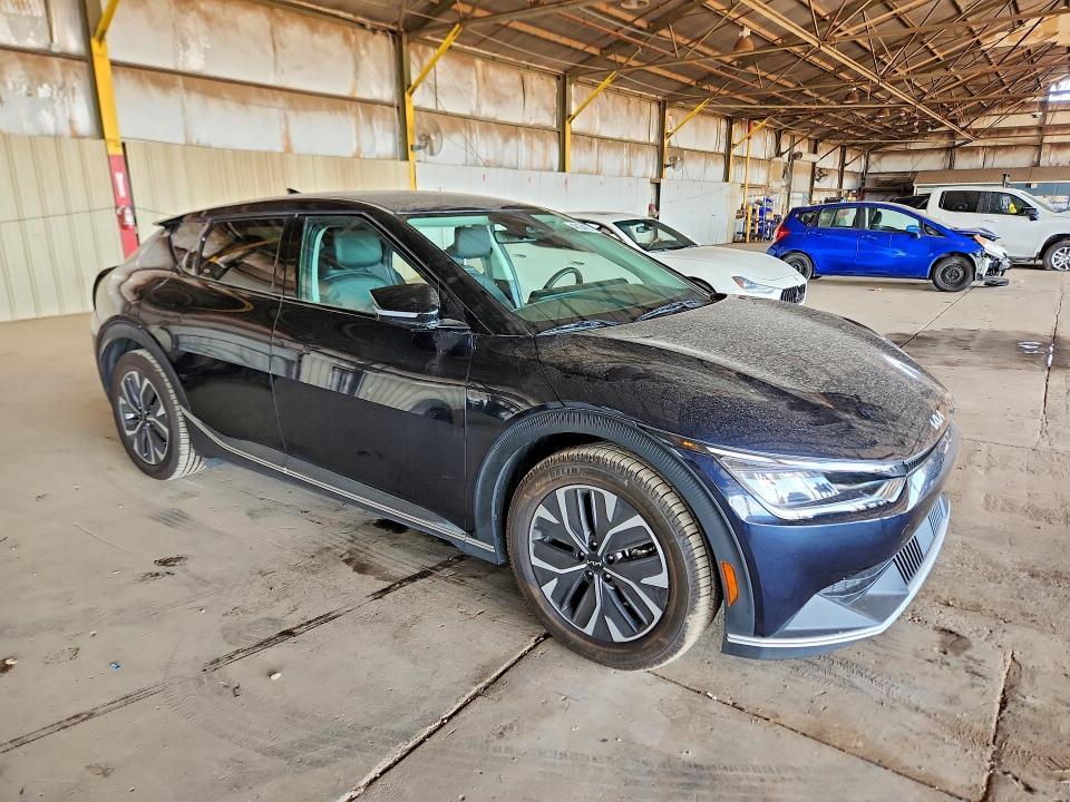 2024 KIA EV6 Light Long Range