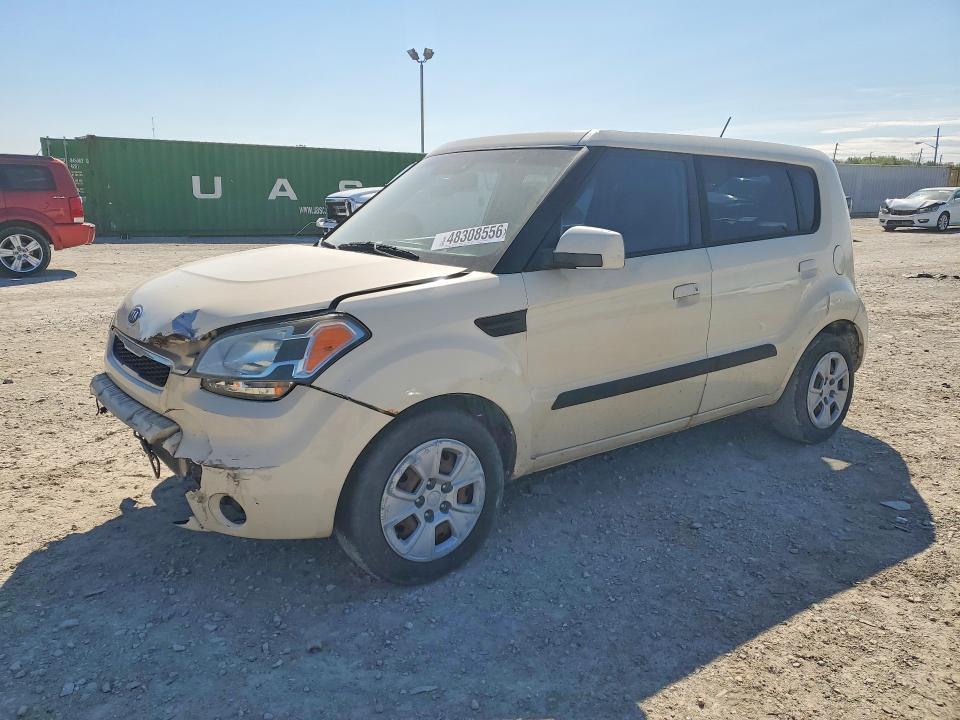 2010 KIA Soul +