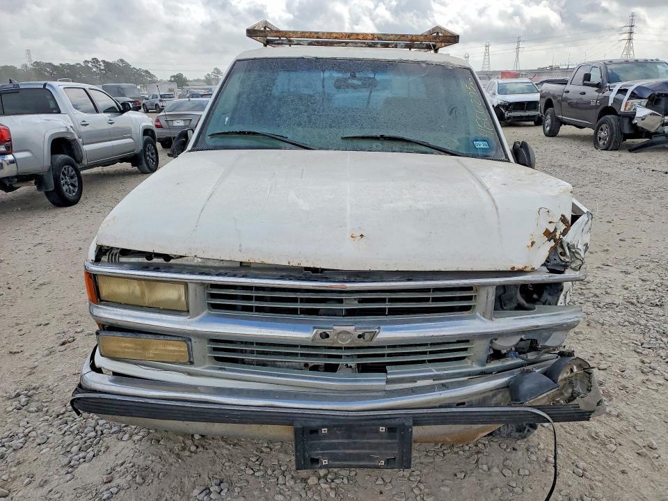2000 Chevrolet GMT-400 C3500