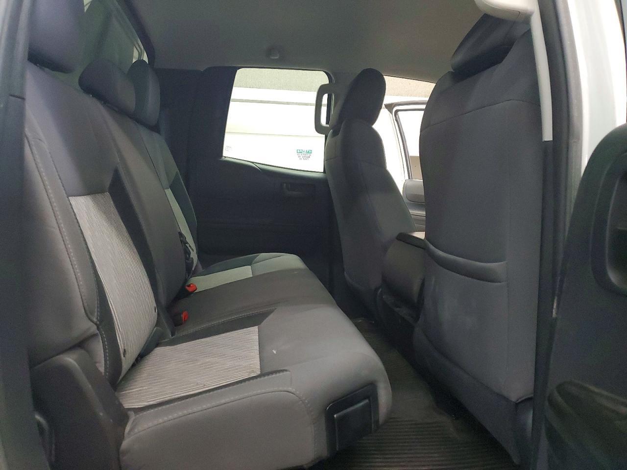 2017 Toyota Tundra SR