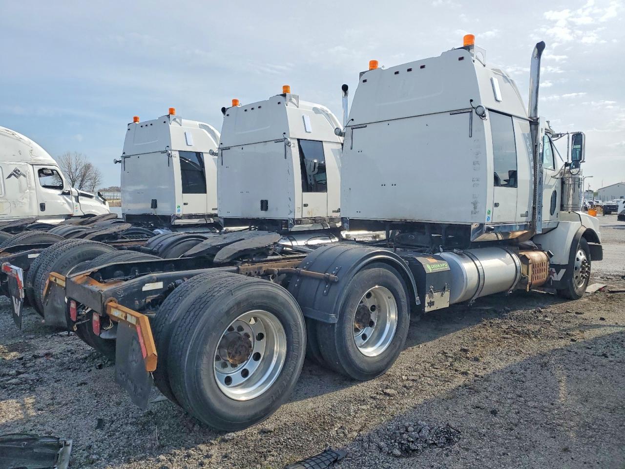 2020 Western Star 2020 Western Star 4900 Semi Truck