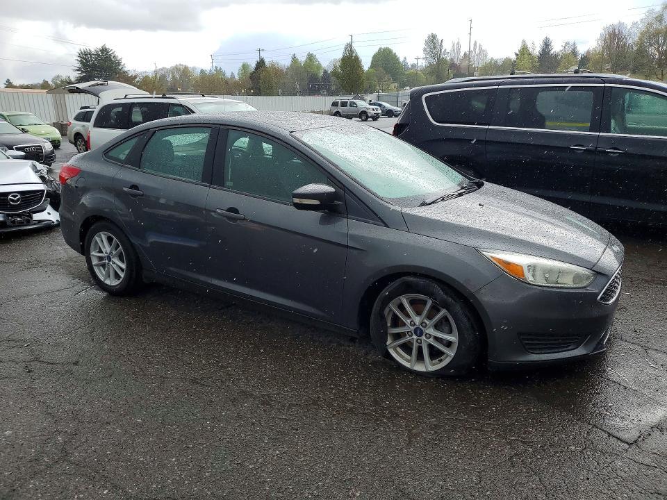 2017 Ford Focus se