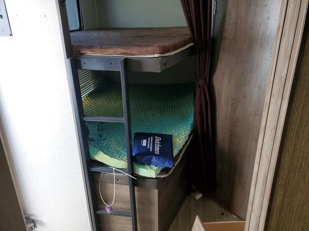 2018 Coleman Lantern Camper