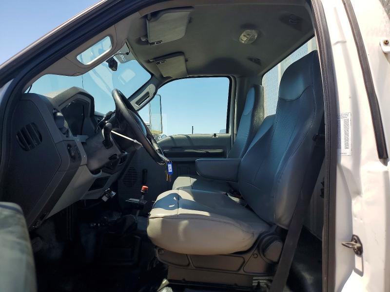 2015 Ford F650 Super Duty Chipper Truck