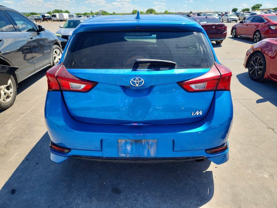 2018 Toyota Corolla im Base