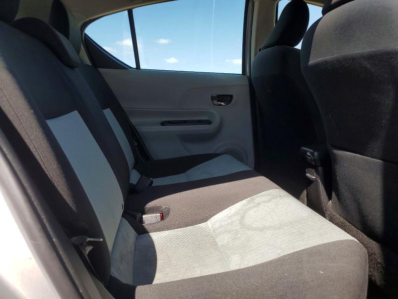 2013 Toyota Prius c Three