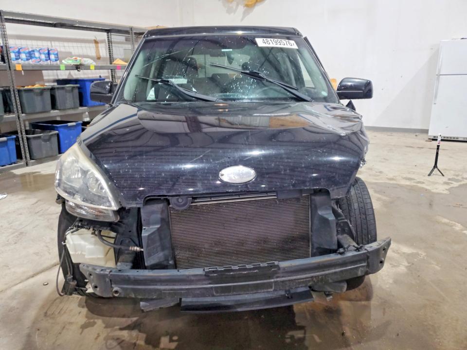 2013 KIA Soul Base