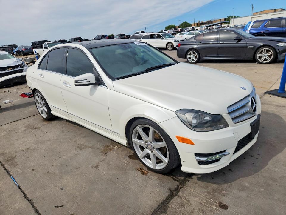 2013 Mercedes-Benz C 250