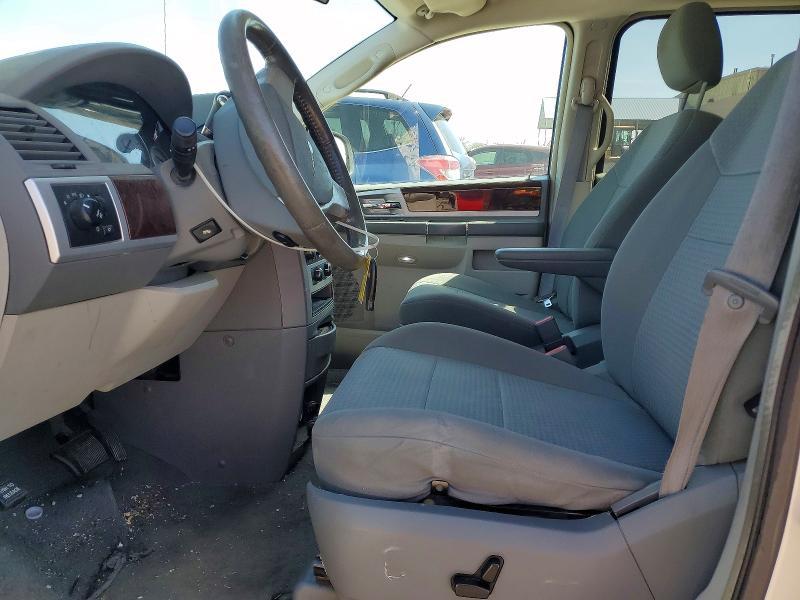 2010 Chrysler Town & Country Touring