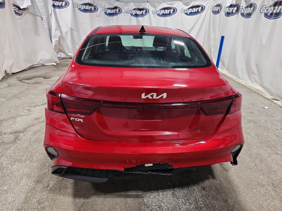 2023 KIA Forte lxs