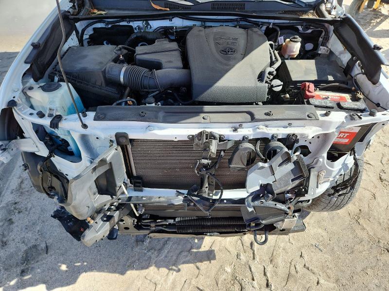 2022 Toyota Tacoma SR V6