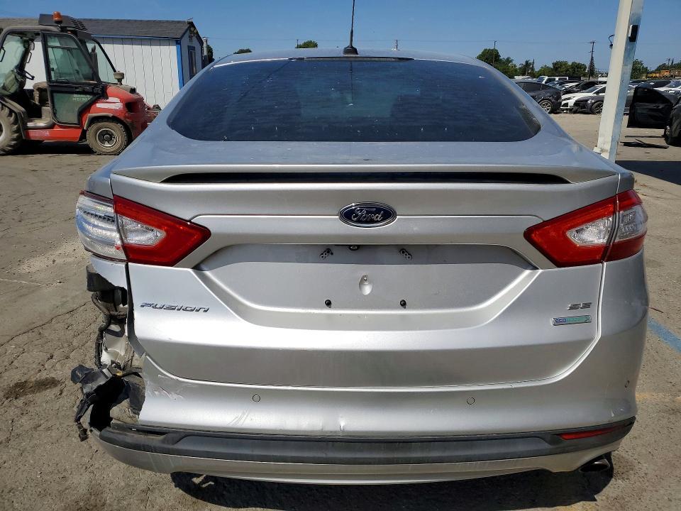 2016 Ford Fusion se