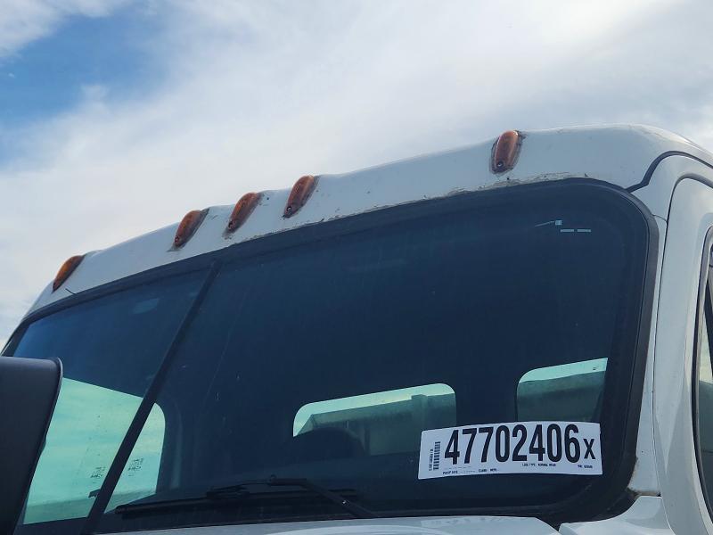 2015 Freigliner 2015 Freightliner Cascadia 1-Semi Truck