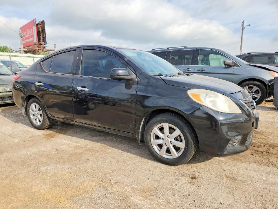 2014 Nissan Versa 1.6 sv