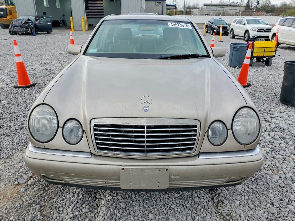 1999 Mercedes-Benz E 320