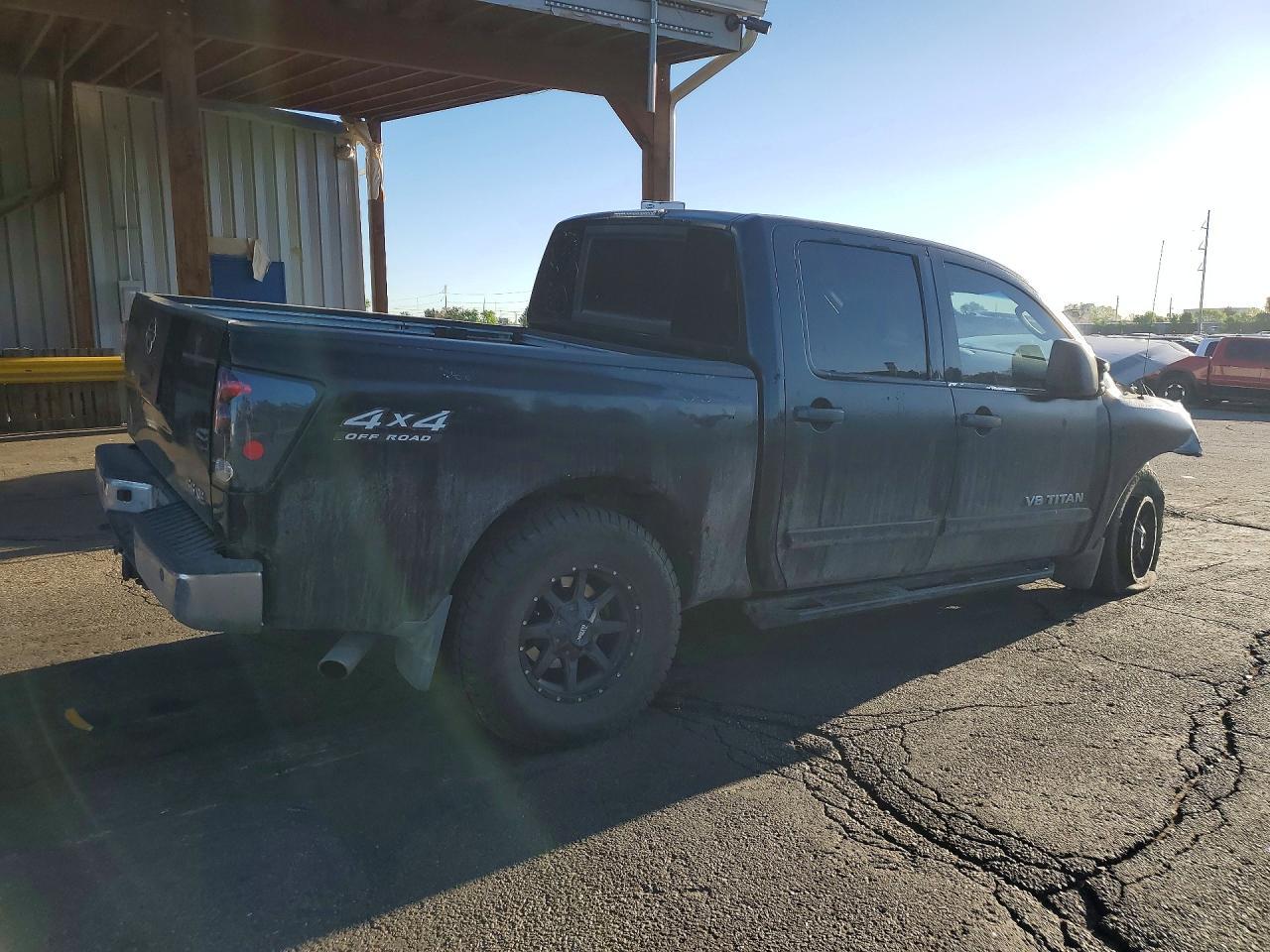 2005 Nissan Titan XE