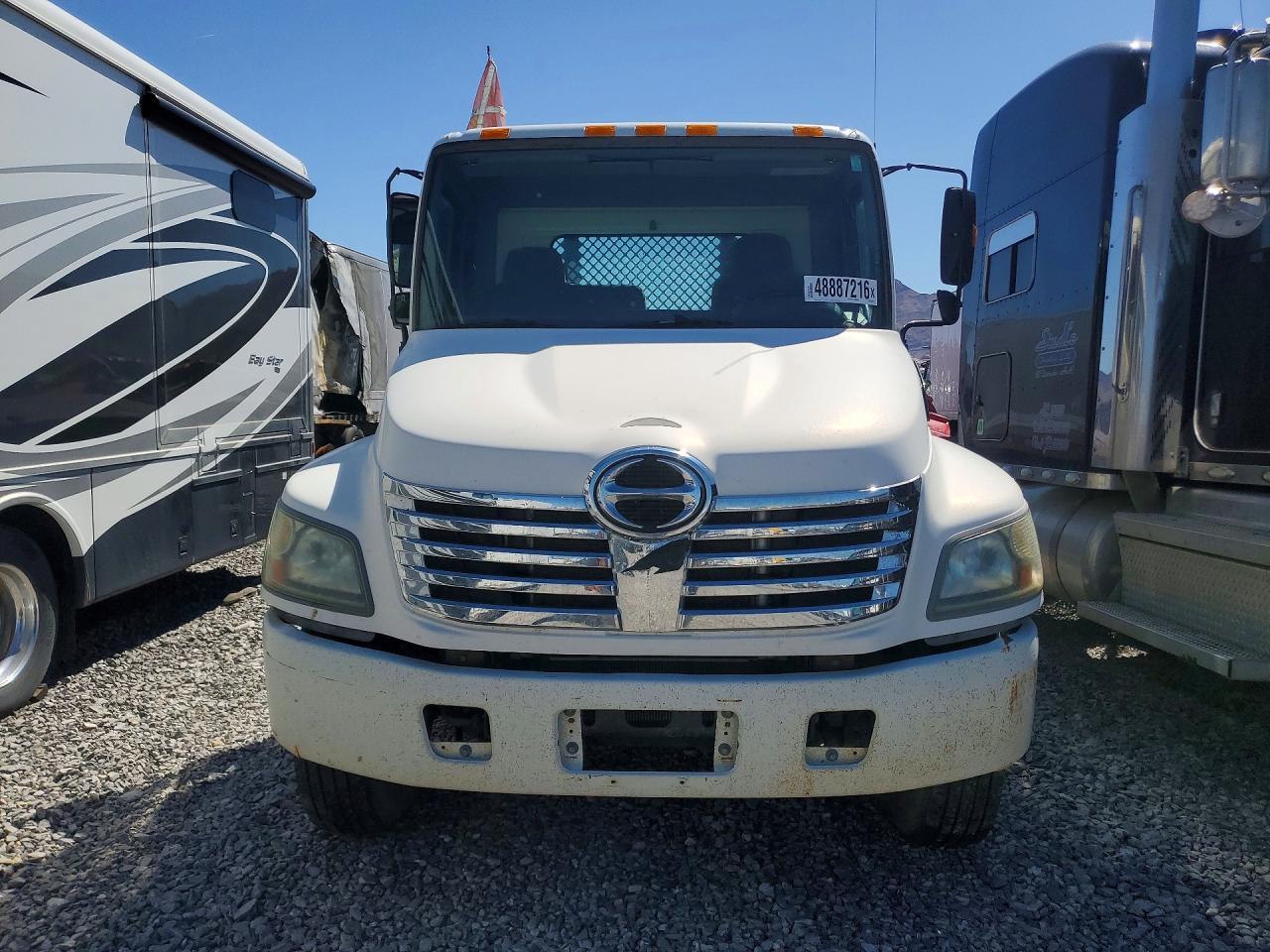 2007 Hino 268 Flatbed Truck