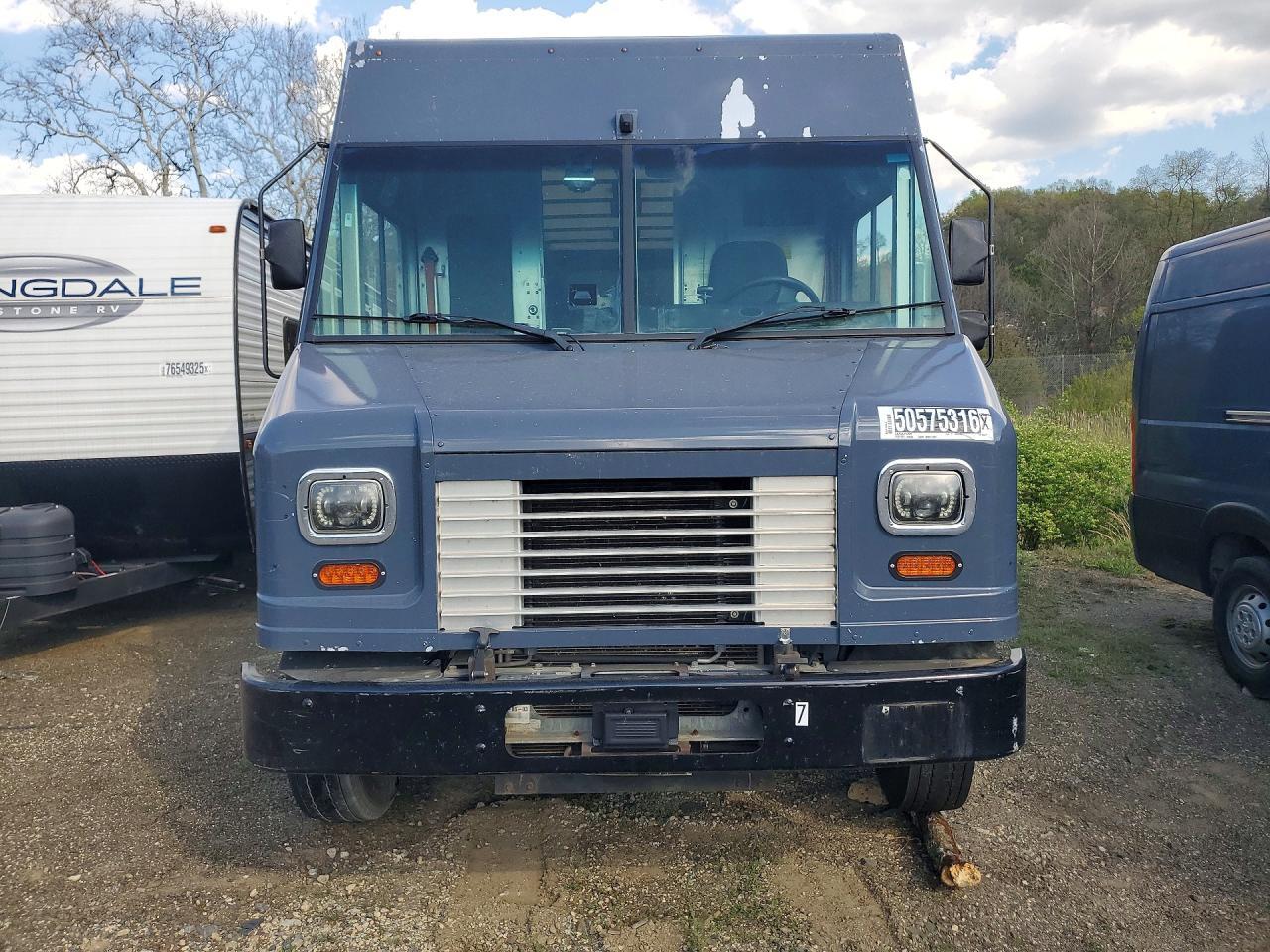 2020 Ford F59