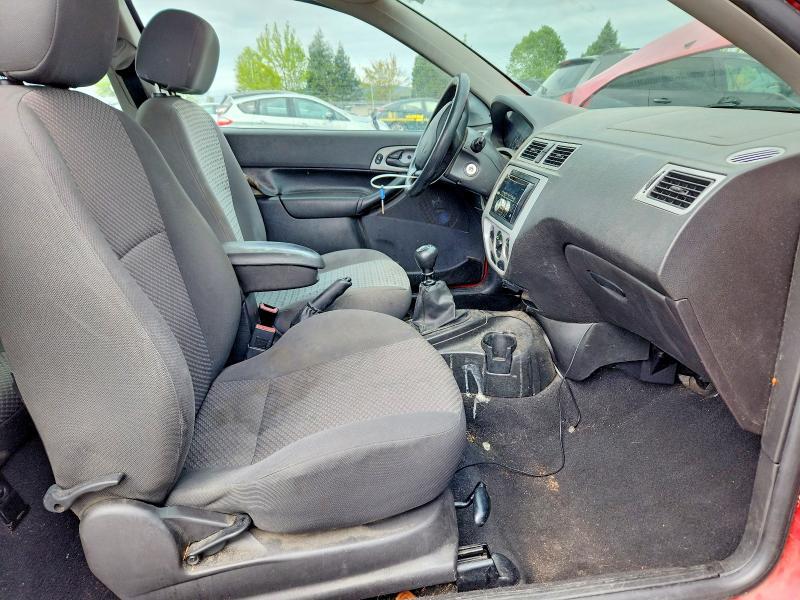 2005 Ford Focus ZX3