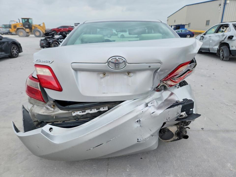 2007 Toyota Camry le
