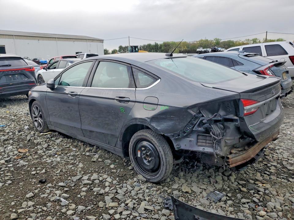 2017 Ford Fusion se