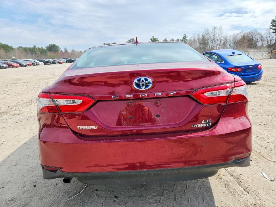 2020 Toyota Camry le