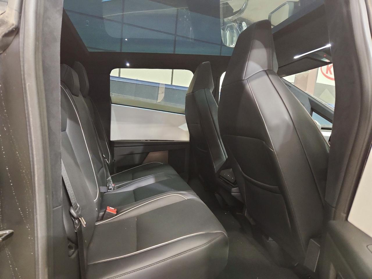 2024 Tesla Cybertruck Cyberbeast