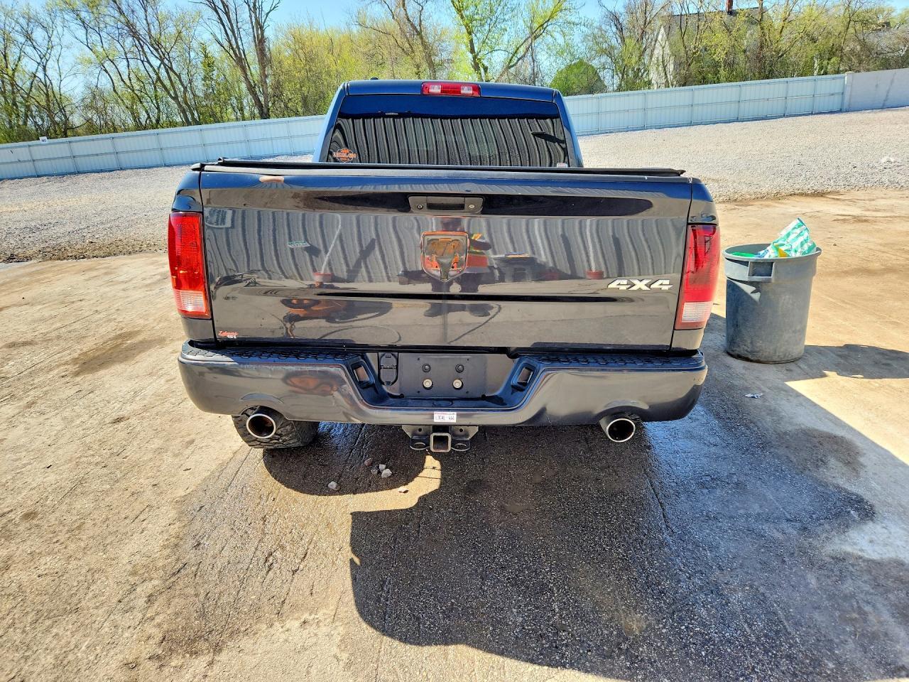 2015 Dodge RAM 1500 ST