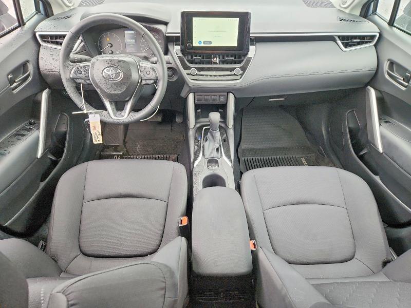 2025 Toyota Corolla Cross le